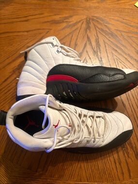 Jordan Men's White, Black and Red Retro Basketball Sneakers